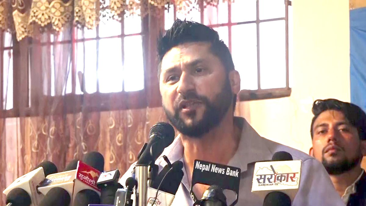 जनताका मुद्दालाई पहिलो प्राथमिकता : सभापति लामिछाने